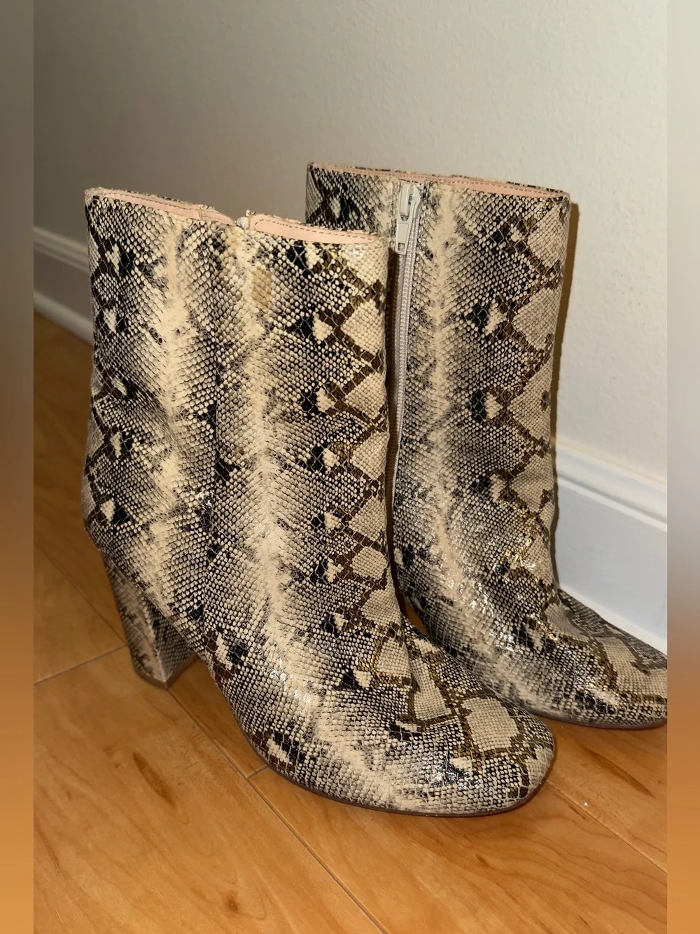 Snakeskin Pattern Ankle Boots in Beige and Black
